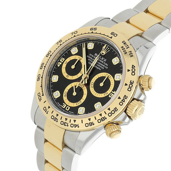 Reloj Rolex para caballero modelo Oyster Perpetual Cosmograph Daytona vistas en oro amarillo 18 kilates.