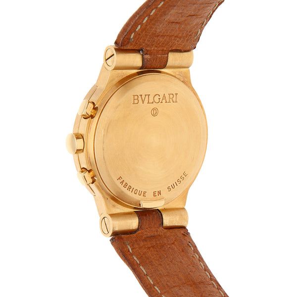 Reloj Bvgari para caballero modelo Diagono caja en oro amarillo 18 kilates.