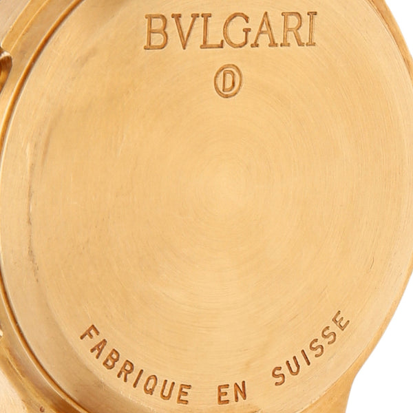 Reloj Bvgari para caballero modelo Diagono caja en oro amarillo 18 kilates.