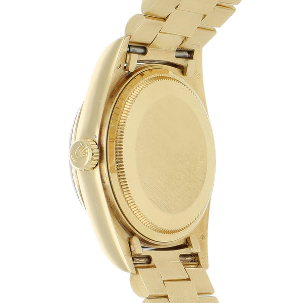 Reloj Rolex para caballero modelo Oyster Perpetual Day-Date en oro amarillo 18 kilates.