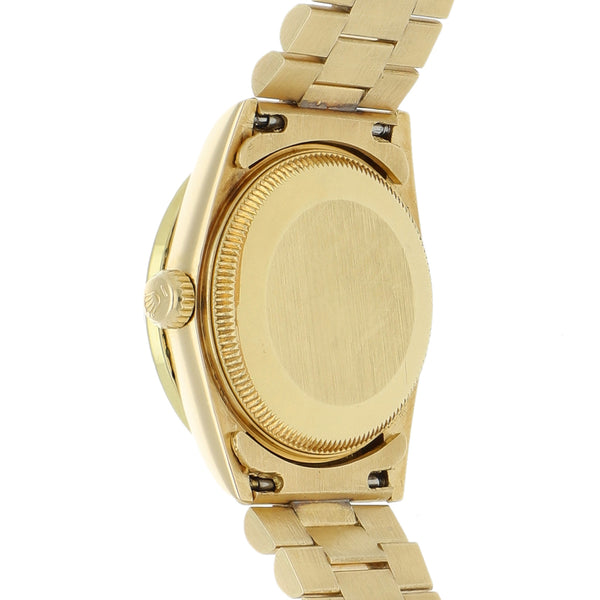 Reloj Rolex para dama modelo Oyster Perpetual DateJust en oro amarillo 18 kilates.