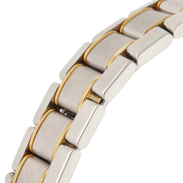 Reloj Girard Perregaux para dama modelo Lady F vistas en oro amarillo 18 kilates.