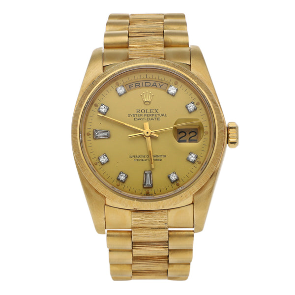 Reloj Rolex para caballero Oyster Perpetual Day-Date en oro amarillo 18 kilates.