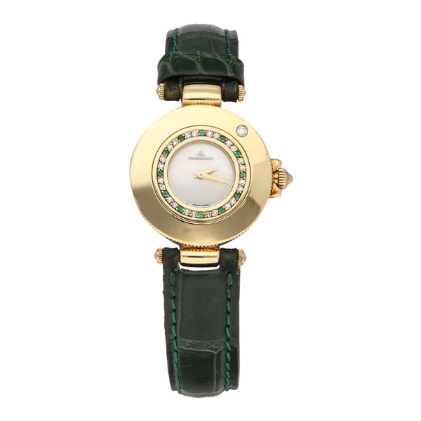 Reloj Jaeger Le Coultre para dama modelo Carnet de Rendez Vouz caja y broche en oro amarillo 18 kilates.