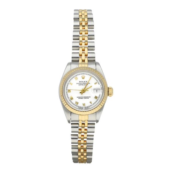 Reloj Rolex para dama modelo Oyster Perpetual DateJust vistas en oro amarillo 18 kilates.