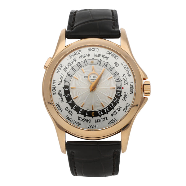 Reloj Patek Philippe para caballero modelo World Time caja y broche en oro rosa 18 kilates.