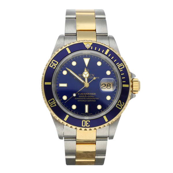 Reloj Rolex para caballero modelo Oyster Perpetual Date Submariner vistas oro amarillo 18 kilates.