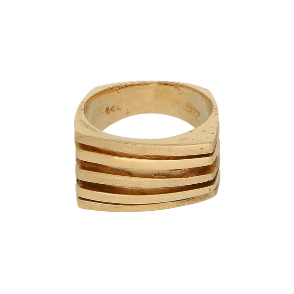 Anillo calado en oro amarillo 14 kilates.