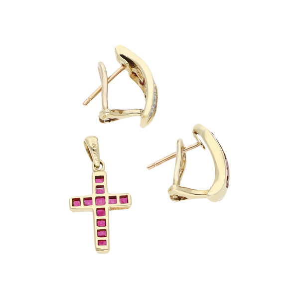 Aretes con diamantes y rubíes, dije diseño especial motivo cruz en oro amarillo 14 kilates.