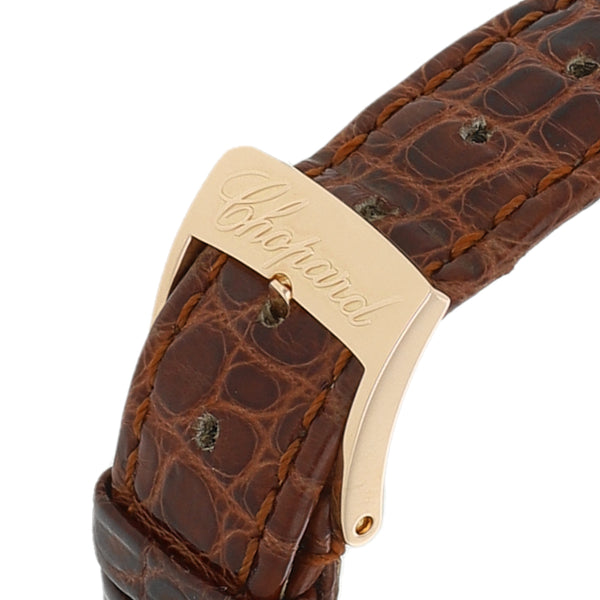 Reloj Chopard para dama modelo Happy Sport caja y broche en oro rosa 18 kilates.