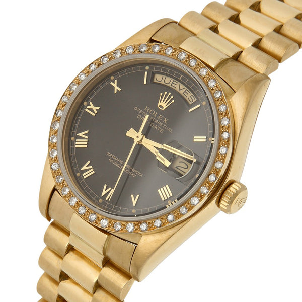 Reloj Rolex para caballero Oyster Perpetual Day-Date en oro amarillo 18 kilates.