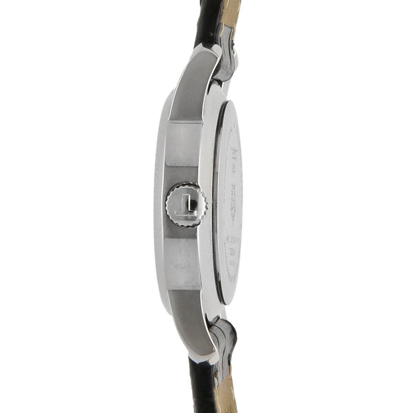 Reloj Tissot para dama en acero inoxidable correa piel.