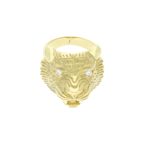 Anillo diseño especial motivo león con circonias en oro amarillo 14 kilates.