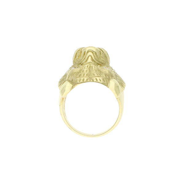 Anillo diseño especial motivo león con circonias en oro amarillo 14 kilates.