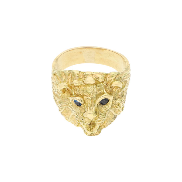 Anillo barroco motivo felino con zafiros en oro amarillo 18 kilates.