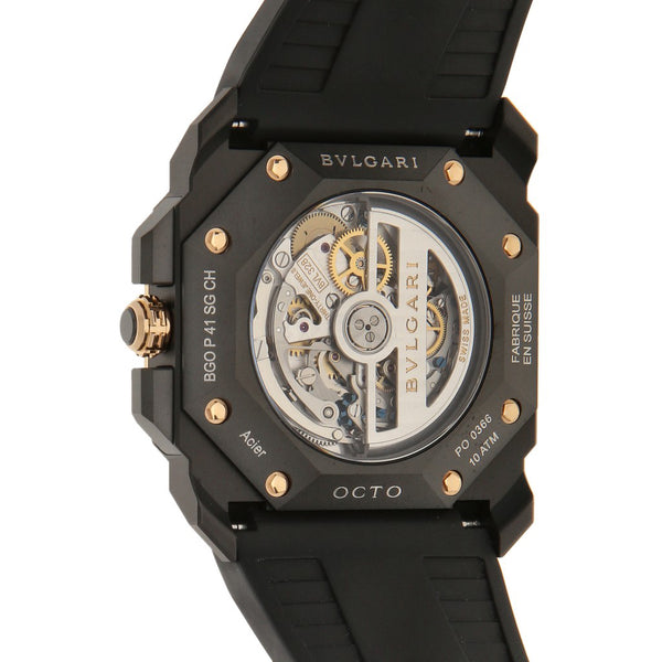 Reloj Bvlgari para caballero modelo Octo vistas en oro rosa 18 kilates.