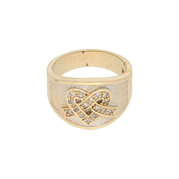 Anillo diseño especial motivo corazón con sintéticos en oro amarillo 14 kilates.