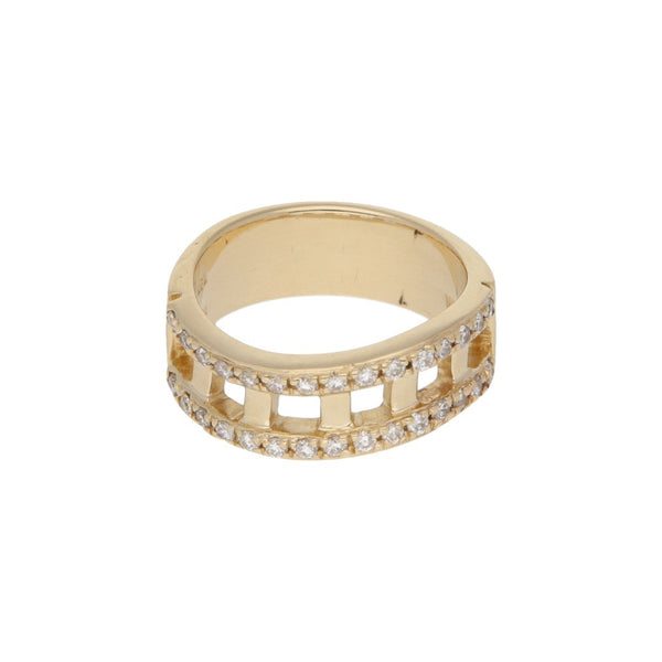 Anillo calado con diamantes en oro amarillo 14 kilates.