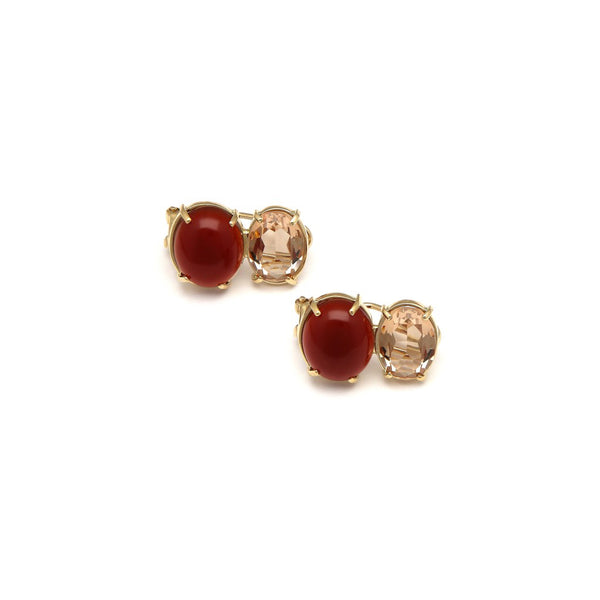 Aretes diseño especial con topacio y cornolita en oro amarillo 14 kilates.