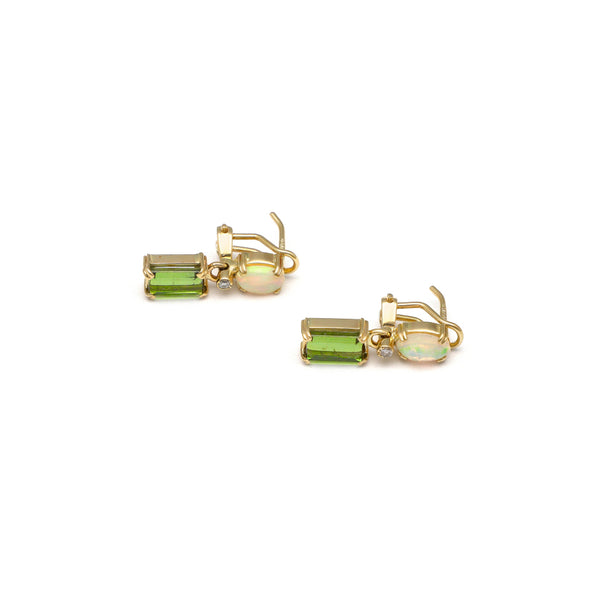 Aretes diseño especial con colgantes de diamantes, turmalina y ópalo en oro amarillo 14 kilates.
