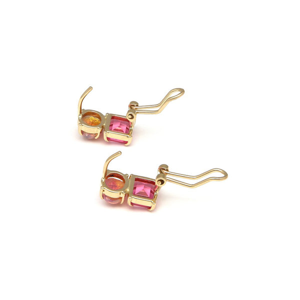 Juego de anillo y aretes diseño especial con rosa de Francia y ópalo en oro amarillo 14 kilates.
