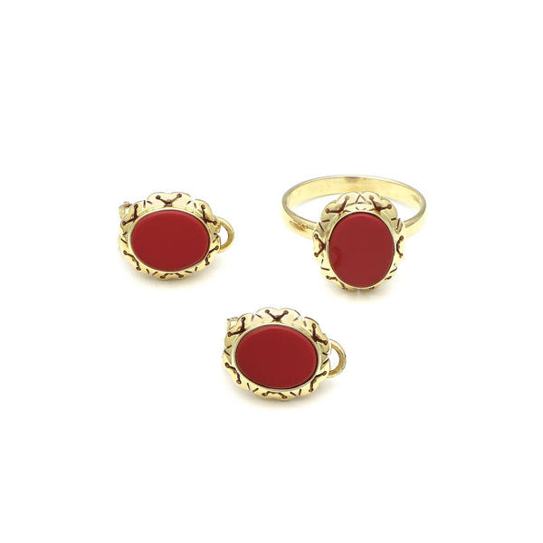 Juego de anillo y aretes calados con Ágata en oro amarillo 14 kilates.