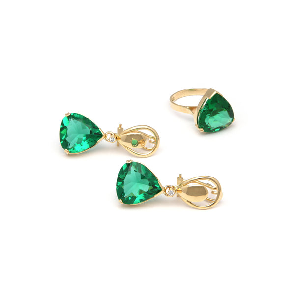 Juego de anillo y aretes diseño especial con colgantes de diamantes y obsidiana en oro amarillo 14 kilates.