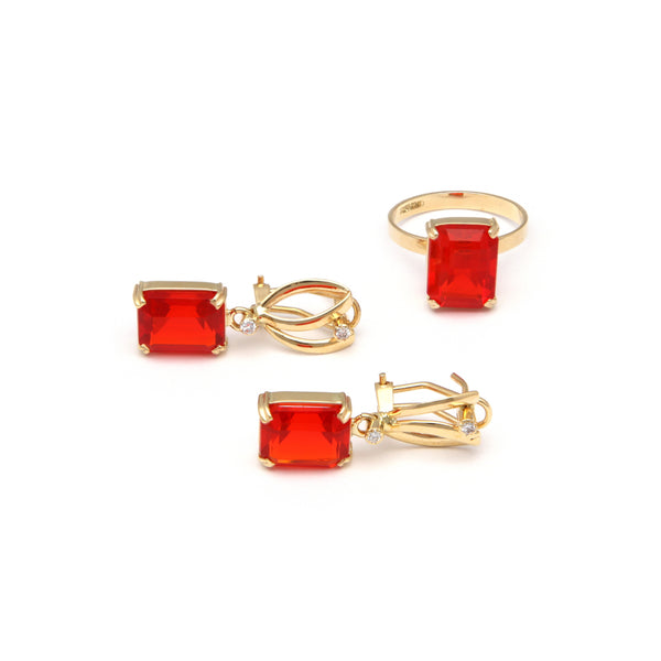 Juego de anillo y aretes diseño especial con diamantes y jacinto en oro amarillo 14 kilates.