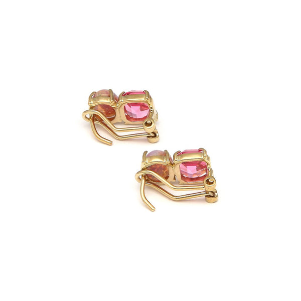 Aretes diseño especial con rosa de Francia y ópalo en oro amarillo 14 kilates.