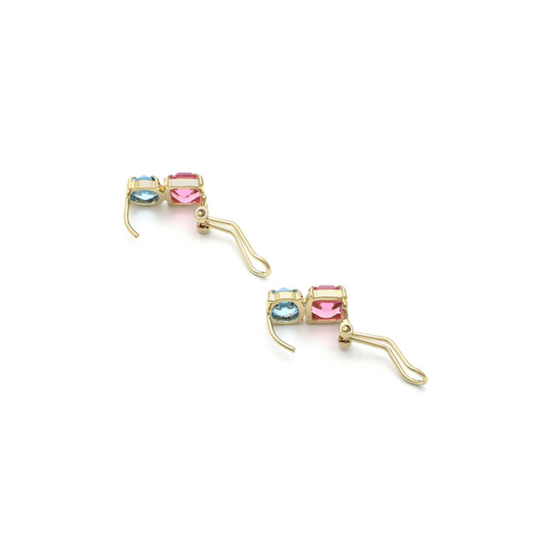 Aretes diseño especial con rosa de Francia y aguamarina en oro amarillo 14 kilates.