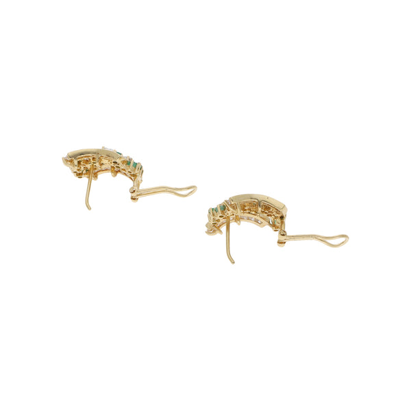 Aretes diseño especial con esmeraldas y sintéticos en oro amarillo 14 kilates.