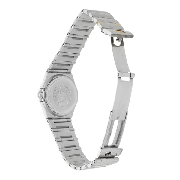 Reloj Omega para dama modelo Constellation vistas en oro amarillo 18 kilates.