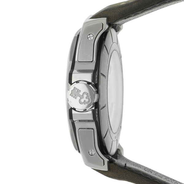 Reloj Corum para caballero modelo Admiral Cup.