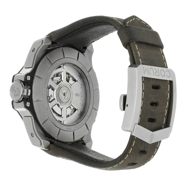 Reloj Corum para caballero modelo Admiral Cup.