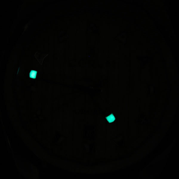 Reloj Corum para caballero modelo Admiral Cup.