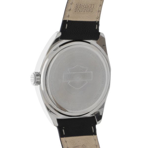 Reloj Bulova para dama modelo Harley Davidson.