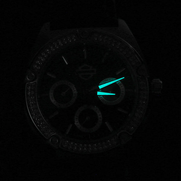 Reloj Bulova para dama modelo Harley Davidson.