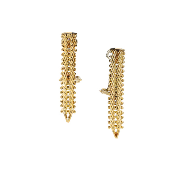 Aretes boleados en oro amarillo 18 kilates.