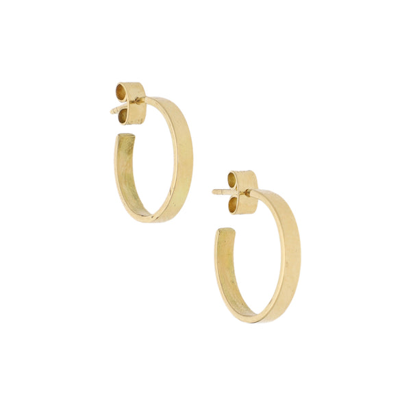 Broqueles diseño especial en oro amarillo 18 kilates.