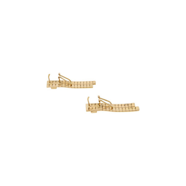 Aretes diseño especial en oro amarillo 18 kilates.