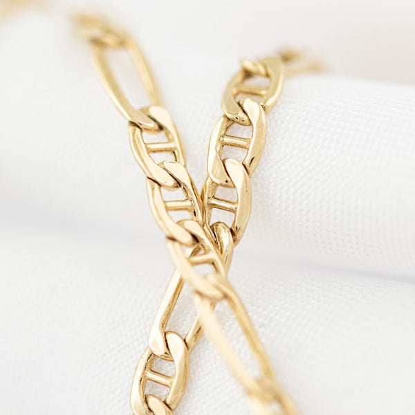 Collar eslabón combinado en oro amarillo 14 kilates.