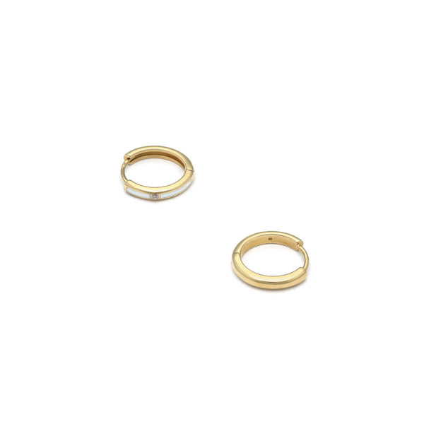 Arracadas articuladas con circonias y esmalte en oro amarillo 14 kilates.