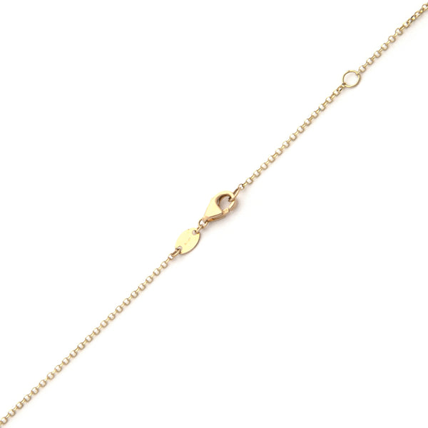 Juego de gargantilla eslabón cruzado y aretes con colgantes motivo estrellas de madreperla en oro amarillo 14 kilates.