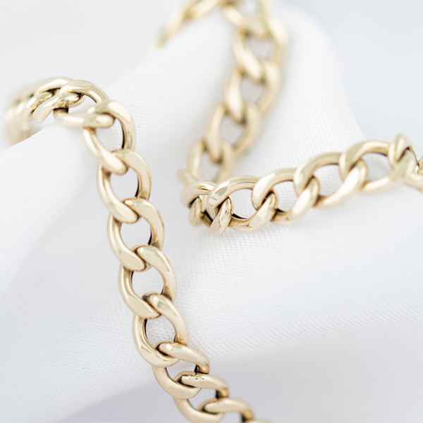 Pulsera eslabón encontrado en oro amarillo 14 kilates.