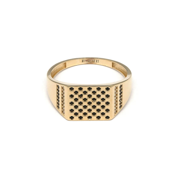 Anillo tipo sello con circonias en oro amarillo 14 kilates.