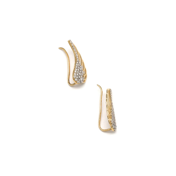 Aretes calados motivo alas con circonias en oro amarillo 14 kilates.