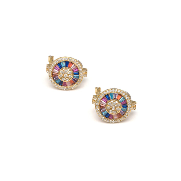 Aretes diseño especial con circonias en oro amarillo 14 kilates.