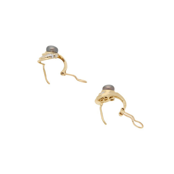 Juego anillo y aretes diseño especial con perlas y sintéticos en oro amarillo 14 kilates.