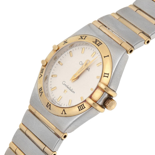 Reloj Omega para dama modelo Constellation vistas oro amarillo 18 kilates.