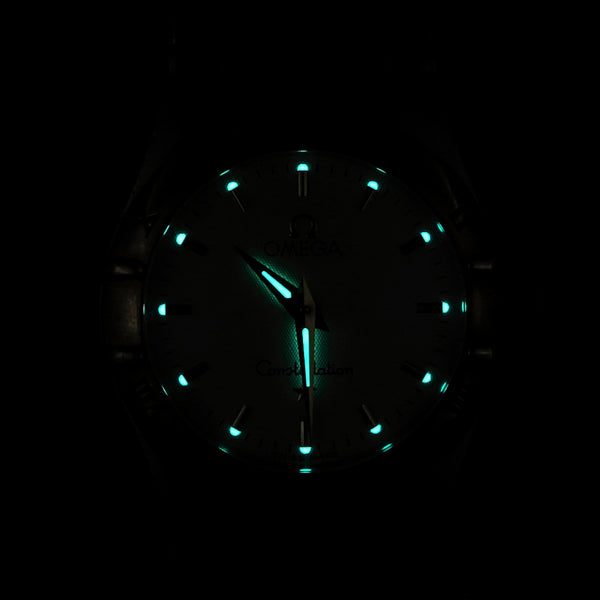 Reloj Omega para dama modelo Constellation vistas oro amarillo 18 kilates.